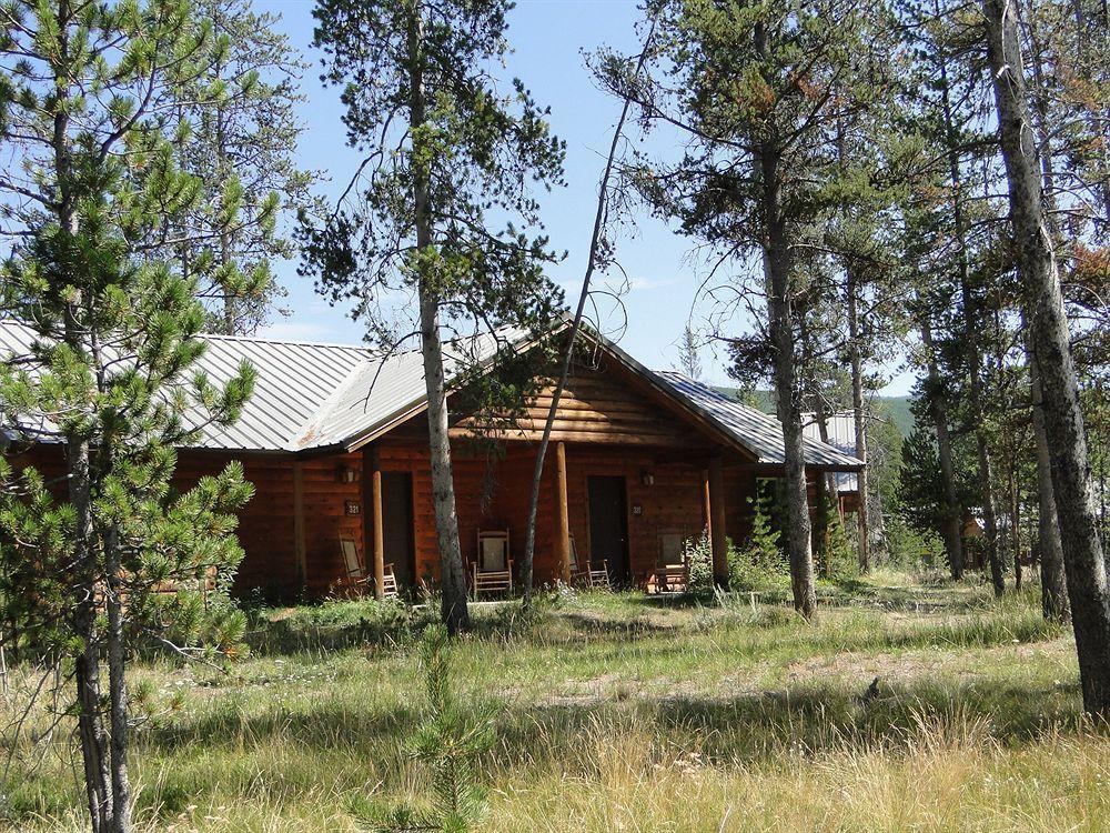 Headwaters Lodge & Cabins At Flagg Ranch Moran Exterior photo