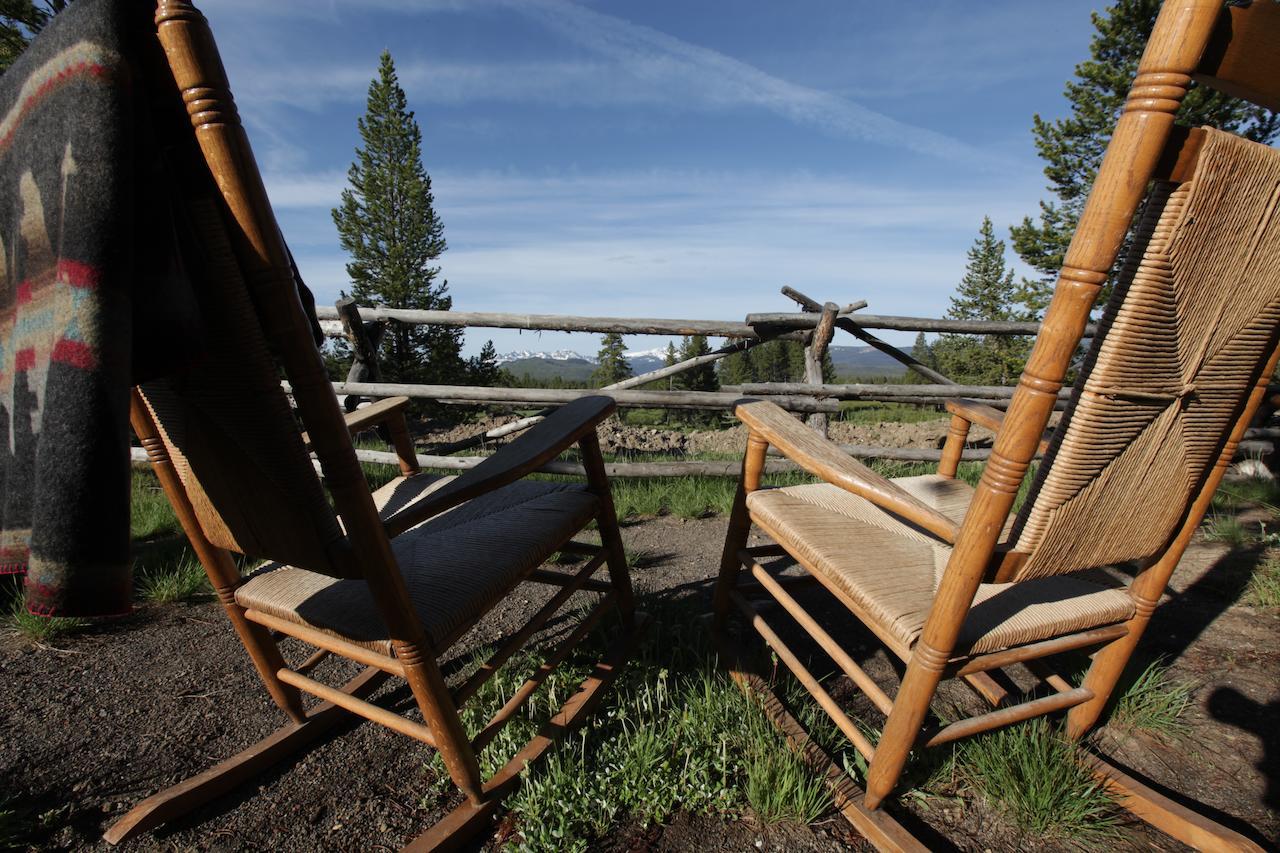 Headwaters Lodge & Cabins At Flagg Ranch Moran Exterior photo